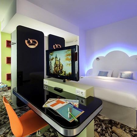 Styles Hotel Muenchen Messe Exteriör bild