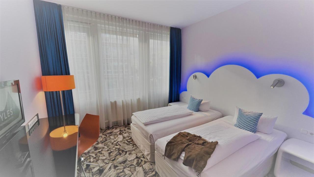 Styles Hotel Muenchen Messe Exteriör bild